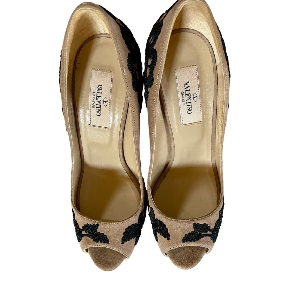 Valentino Garavani Suede Lace Peep Toe Stiletto Pumps 37 Nude Black Floral Italy - Picture 5 of 13